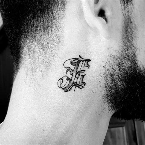 tatuajes en el cuello letras|convertidor letras letra tatuajes.